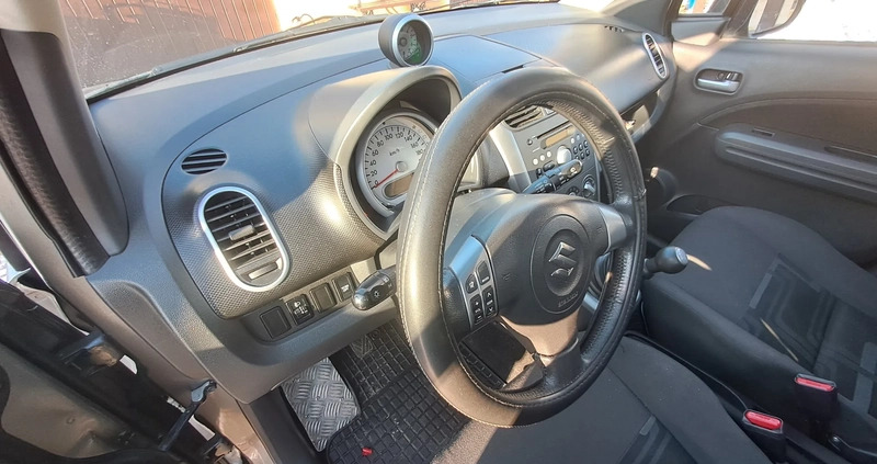 Suzuki Splash cena 18000 przebieg: 176000, rok produkcji 2011 z Białogard małe 37